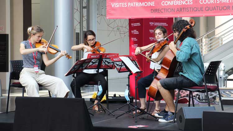 Forum des associations concert