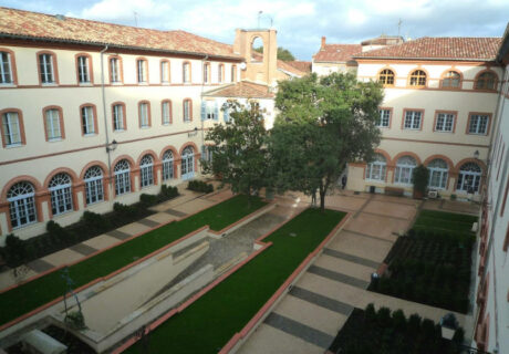 Campus ICT Toulouse ESQESE cour interieure